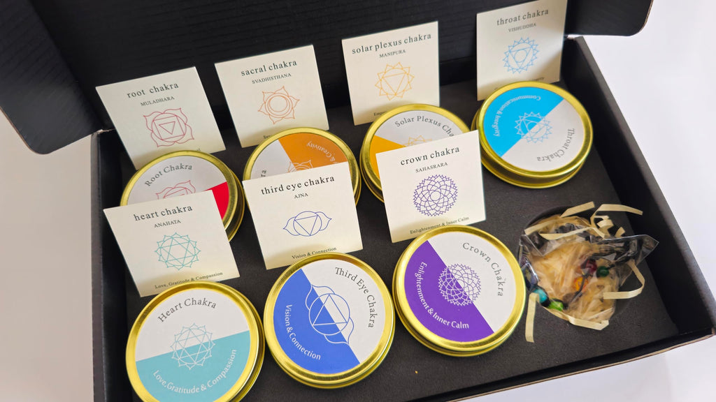 Chakra Candles Gift Set for Women and Men. with 7 Chakra Healing Crystal Bracelet – Aromatherapy Candles for Meditation, Yoga, Stress Relief & Spiritual Balance – Made with Natural Soy Wax